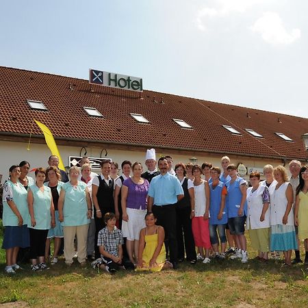 Hotel-Pension Am Mühlberg Lübbenau Exterior foto